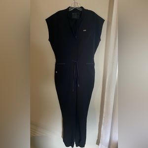 FIGS | Rafaela Cargo Scrub Jumpsuit Size M